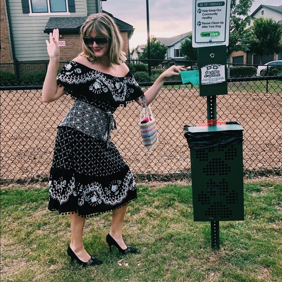 Meet your Posher, Rachel - Picture 2 of 5